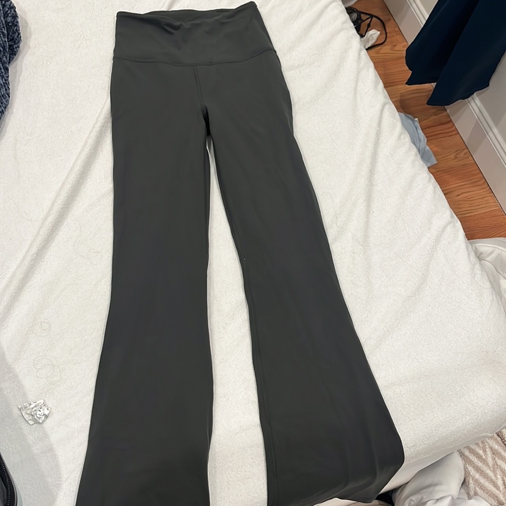 Lululemon Groove Leggings